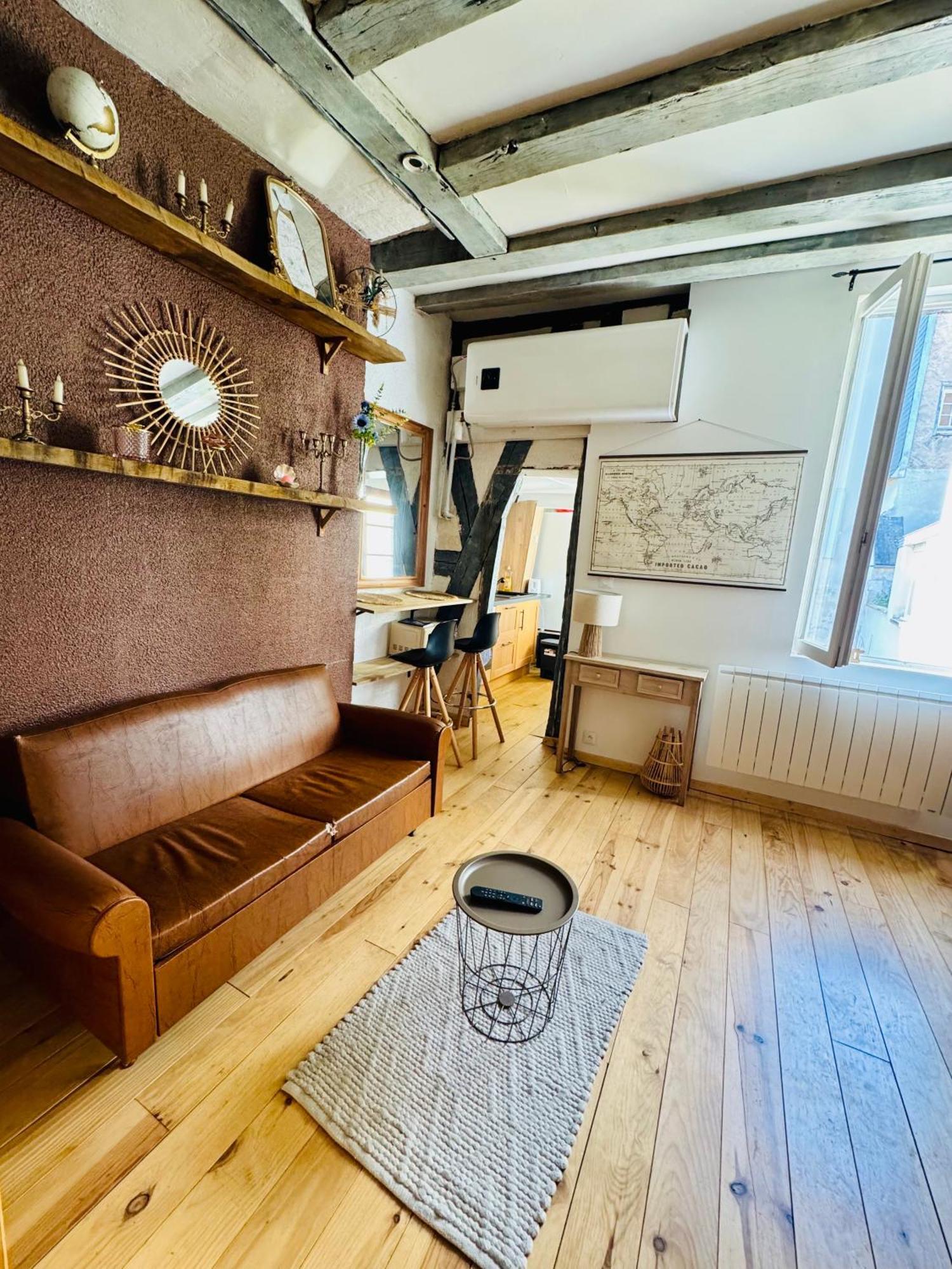 Apartamento L Atypique De Bourbonnoux Bourges Exterior foto